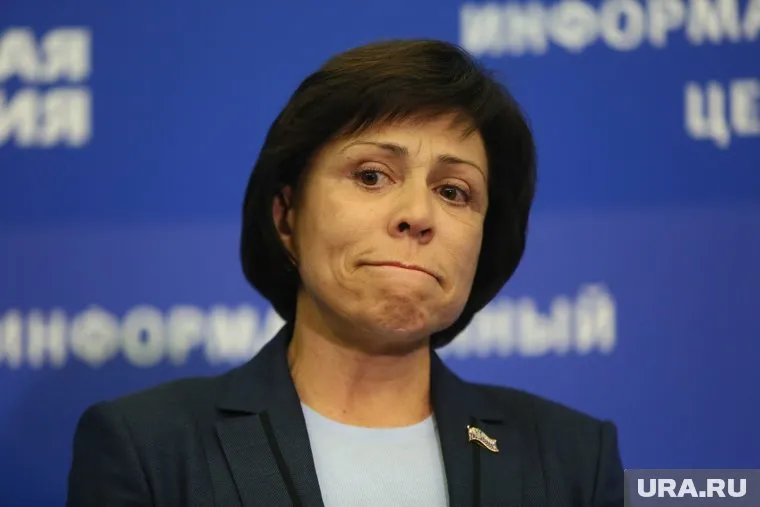 По мнению фигуристки, в России все живут по принципу «дайте денег»