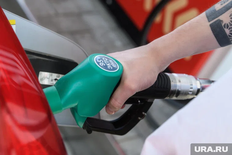 Заправляться стало еще дороже