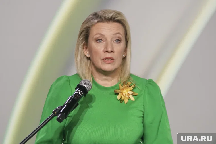 Россия действует по пути отречения от зла, отметила Захарова