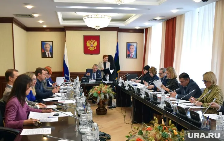 Комитет думы ХМАО по соцразвитию рекомендовал лишить Халида Таги-Заде зарплаты после скандала