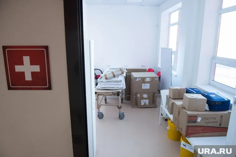 Пермяки обратили внимание губернатора на то, что в новых медпунктах некому работать