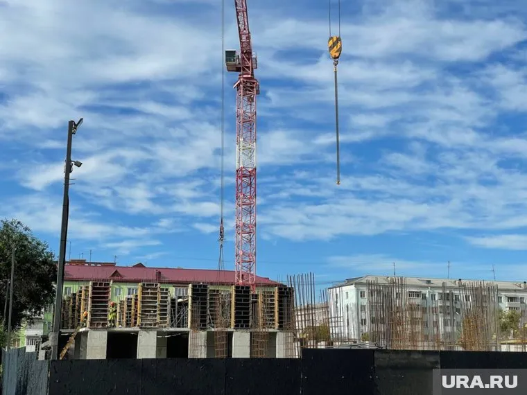 Опалубка на стройке ЖК в центре Кургана рухнула после заливки бетона