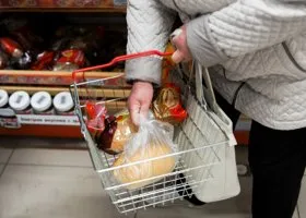 Жители села в ЯНАО массово жалуются из-за роста цен на продукты