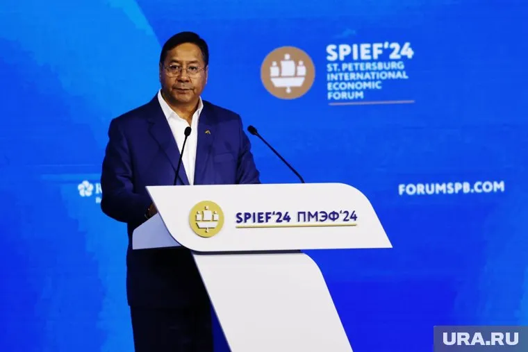 В стране разгорелось вооруженное восстание