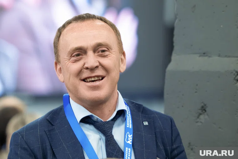 Игорь Быкариз занимается творчеством