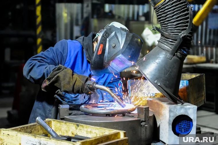 Зарплата у производителей станков за год поднялась на 61% 