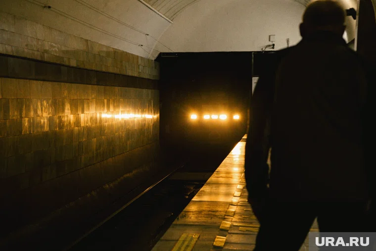 Движение поездов в метро Киева изменили из-за ситуации с электроснабжением