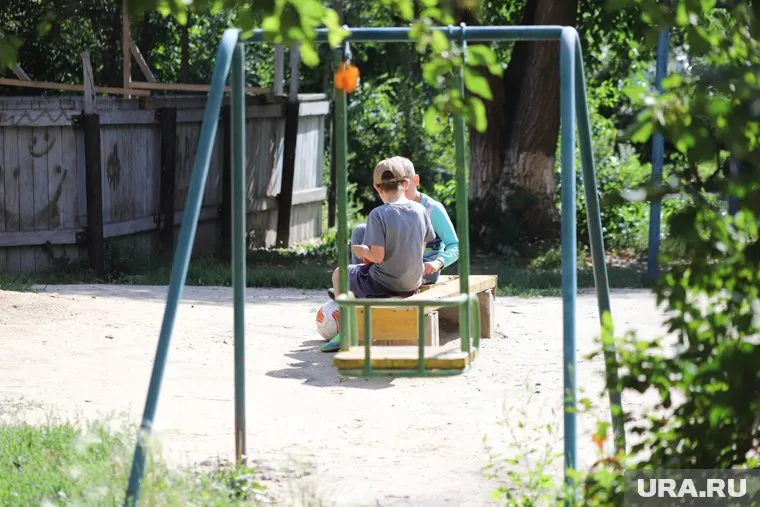 Мальчика, которого ищут волонтеры, видели во дворе жилого дома (архивное фото)