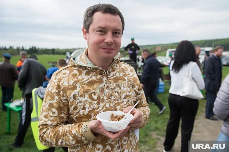 Дмитрий Нисковских говорит, что рад работе "на земле"