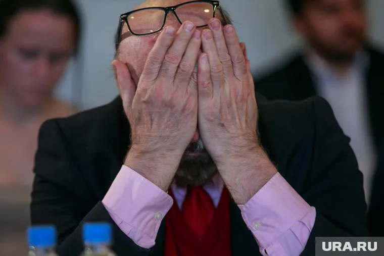 Партия «Яблоко» исключила из своего состава 488 членов