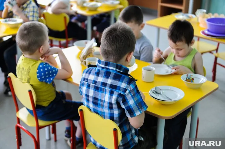 В детские сады ЯНАО поставили оленину с продленным сроком годности