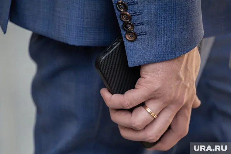 Производители обещают, что смартфон будет стоить до 40 тысяч рублей