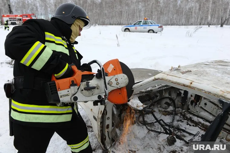 Уральские спасатели готовятся к тому, что их "порежут"