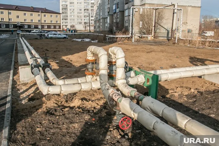 Жители Петухово осаждают чиновников вопросами про коммуналку