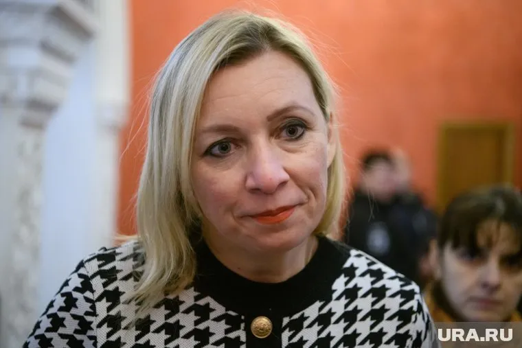 Захарова заявила, что переговоры подвисли по вине Украины