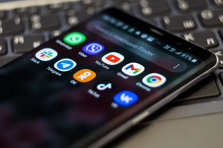 Клипарт "Мета", Whatsapp, соцсети. Москва