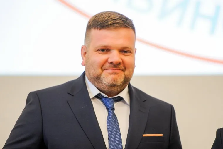 Вручение мандатов кандидатам, победившим на выборах в законодательное собрание. Челябинск