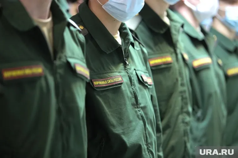 Свердловские солдаты нуждаются в комфортных условиях подготовки к спецоперации, уверен Максим Иванов