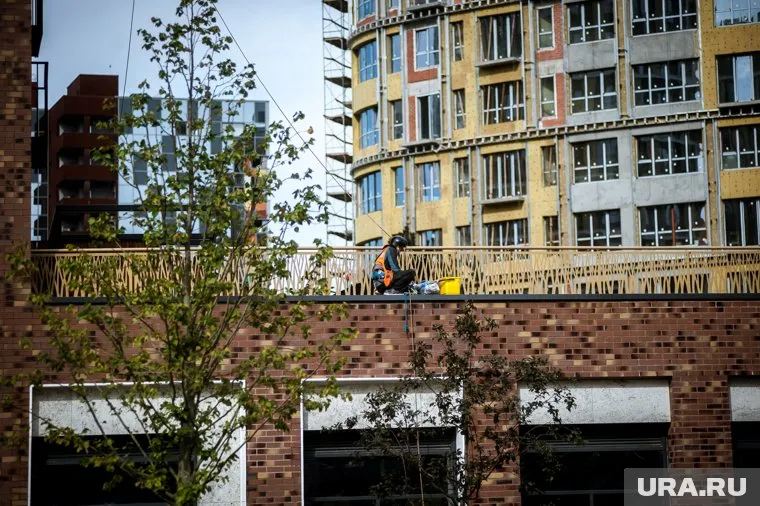 Человек может не купить новое жилье, если работает не по профессии