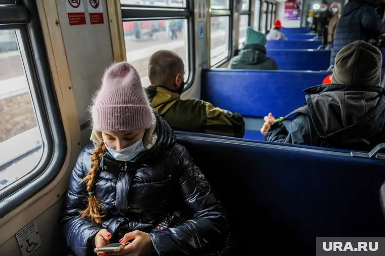 На СвЖД временно отменят некоторые электрички. «Праздничное расписание» будет действовать с 1 по 11 мая