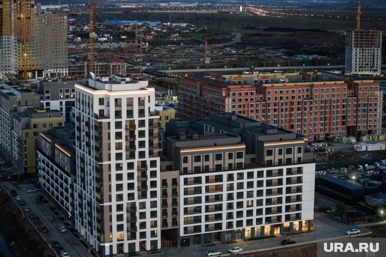 В подвалах планируют оборудовать временные укрытия, говорят в Академическом районе