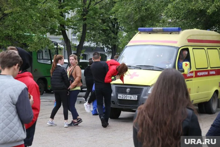 Пострадавших унесли на руках