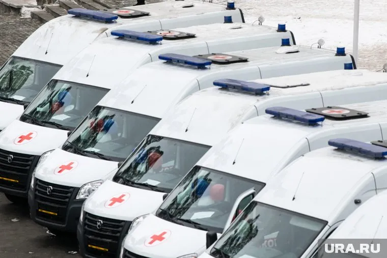 23 новые машины направят на 18 свердловских станций скорой помощи