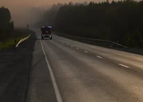 Сады и детский лагерь эвакуируют из-за пожара под Первоуральском