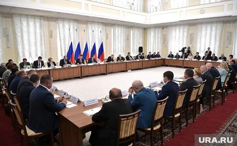 По словам президента, есть масса механизмов, чтобы реализовать инициативы граждан