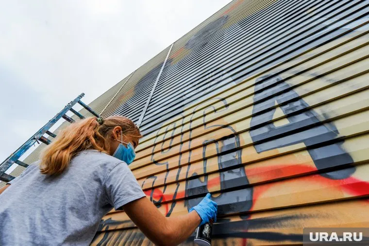 Защитники - это не только военные, но и врачи, и учителя 