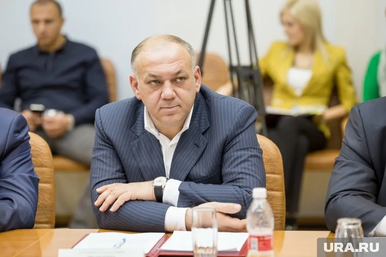 Депутат гордумы Ноябрьска Александр Руденко застраивает микрорайон города для переселенцев из ветхого и аварийного жилья