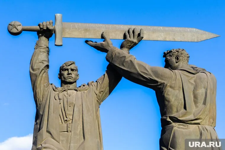 Челябинск и Магнитогорск удостоены высокого звания