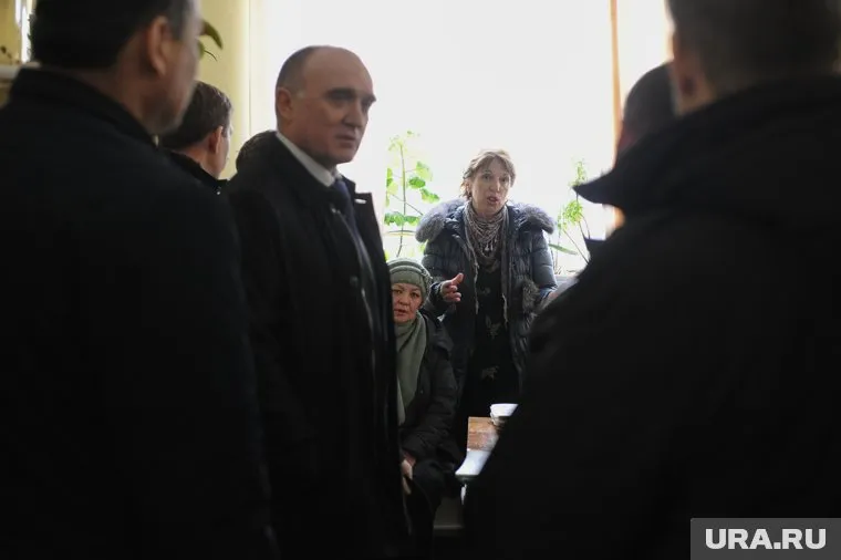 Каслинский глава попытался переиграть губернатора Дубровского