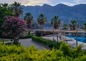 Жители ХМАО смогут дешевле отдыхать за границей