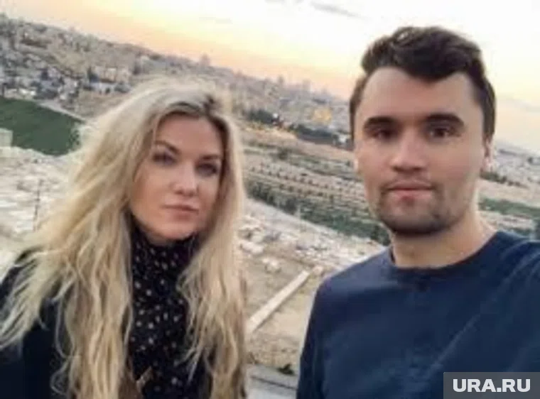 Чарли Кирк получил ранение в шею во время митинга, пишут американские СМИ