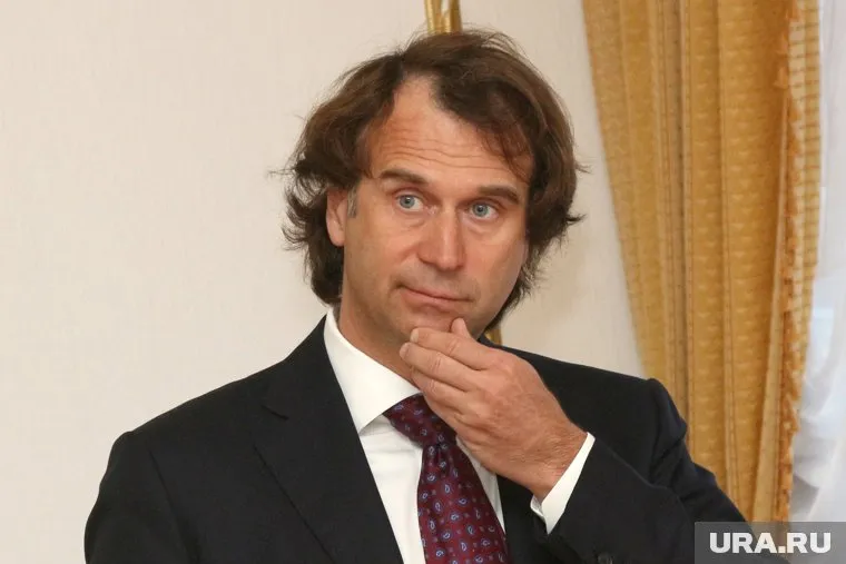 Курганский сенатор Сергей Лисовский переживает очередную попытку сместить его с сенаторского кресла