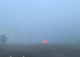 Сразу на нескольких участках тюменской трассы осложнено движение транспорта