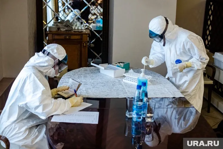 После перевода на домашнее лечение за больным должны будут наблюдать