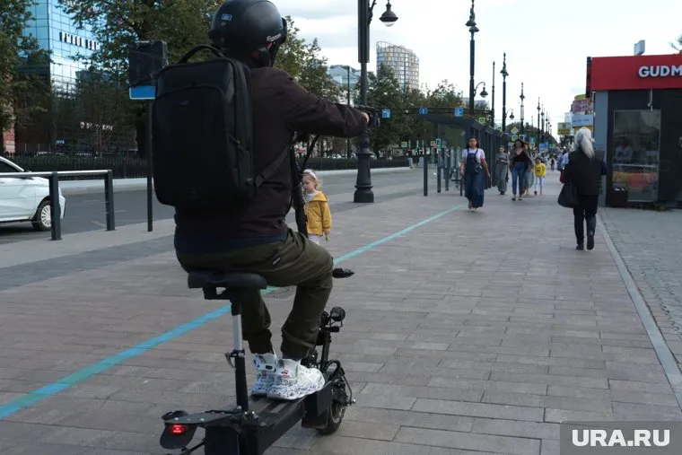 Для элетктросамокатов действуют такие же правила движения, как и для велосипедов