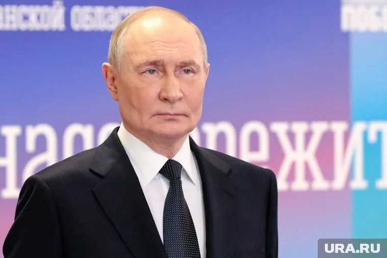 Путин и Трамп согласились в том, что их личная встреча должна быть всесторонне проработана