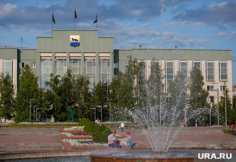 Администрация Сургута просчитала трехкратное увеличение затрат на переезд в новый офис