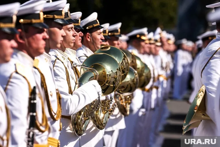 В Кронштадте 27 июля отметят день ВМФ - главный праздник моряков