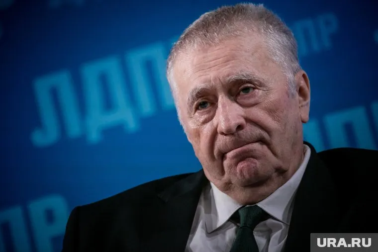 Первый канал снимет сериал про Владимира Жириновского, заявил Леонид Слуцкий