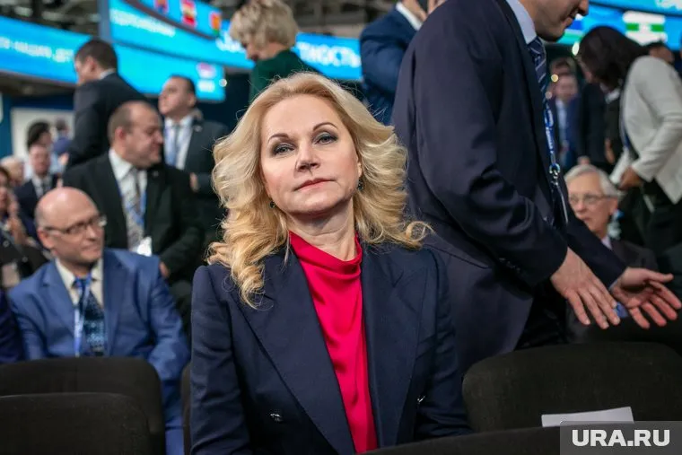 Татьяна Голикова сказала, что очень эмоционально переживала в начале пандемии