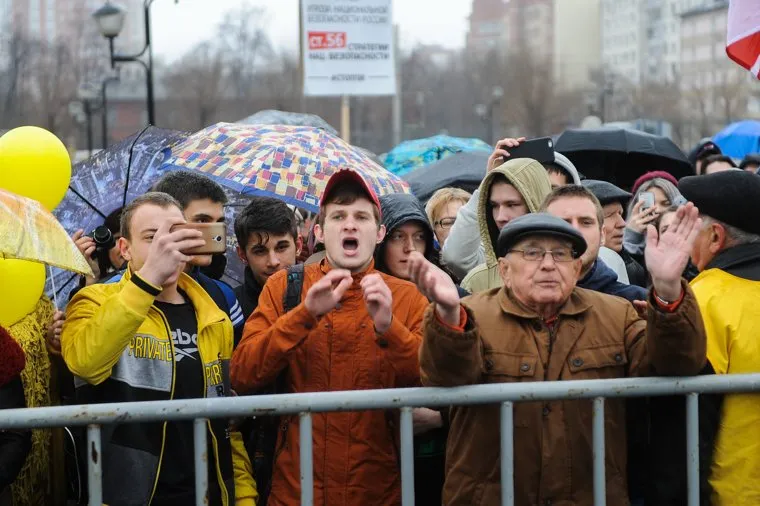 Алексей Навальный встретился с волонтерами своего штаба, выступил на митинге против Томинского ГОК и провел пресс-конференцию для журналистов. Челябинск, митинг стоп гок