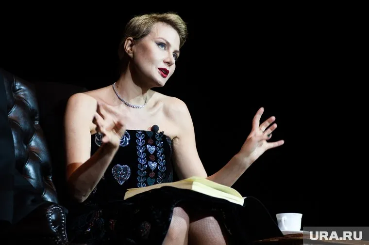 Знаменитости рассказали, как относятся к повышению пенсионного возраста