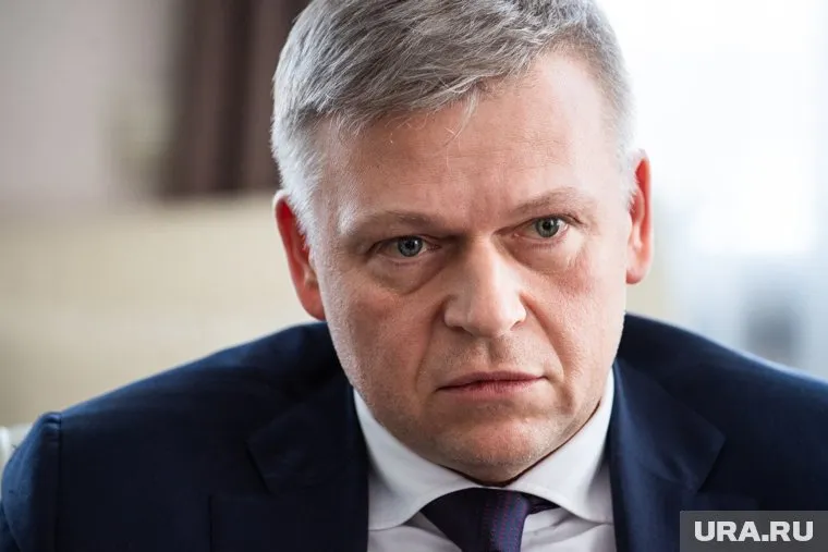 По заявлению мэра, нечищенные дороги можно наблюдать во всех районах Перми