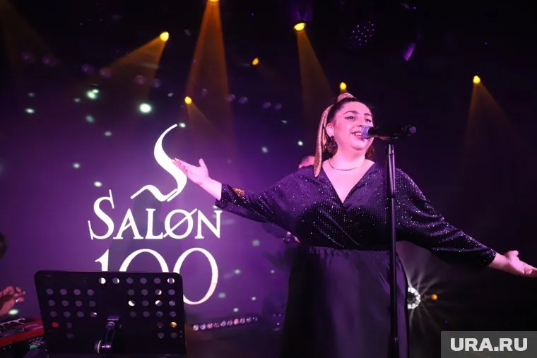 За девушку проголосовали 98 человек из 100