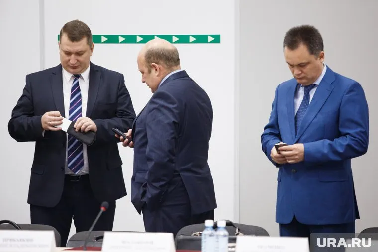 Сотовые телефоны многих россиян могут оказаться вне закона