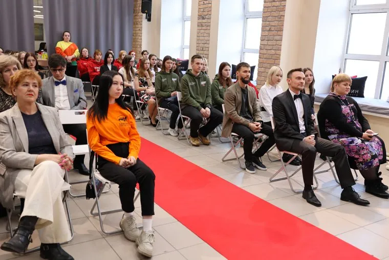 Центр Смолин. Курган 